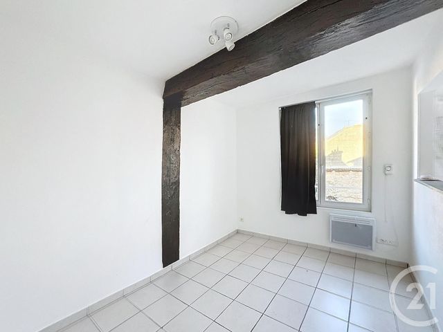 Appartement F1 à louer - 1 pièce - 18.59 m2 - PROVINS - 77 - ILE-DE-FRANCE - Century 21 Martinot Immobilier