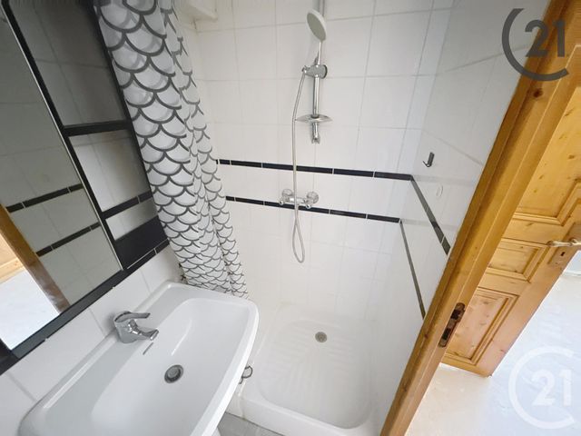 Appartement F1 à louer - 1 pièce - 20.36 m2 - PROVINS - 77 - ILE-DE-FRANCE - Century 21 Martinot Immobilier