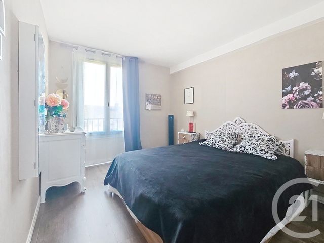 Appartement F4 à vendre - 4 pièces - 69.38 m2 - PROVINS - 77 - ILE-DE-FRANCE - Century 21 Martinot Immobilier