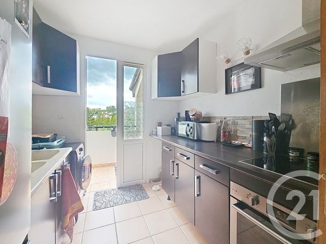 Appartement F4 à vendre - 4 pièces - 69.38 m2 - PROVINS - 77 - ILE-DE-FRANCE - Century 21 Martinot Immobilier