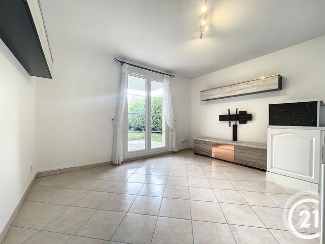 Appartement F2 à louer - 2 pièces - 46.0 m2 - PROVINS - 77 - ILE-DE-FRANCE - Century 21 Martinot Immobilier