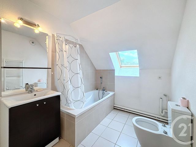 Appartement F2 à louer - 2 pièces - 51.95 m2 - PROVINS - 77 - ILE-DE-FRANCE - Century 21 Martinot Immobilier
