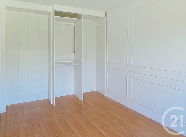 Appartement F3 à louer - 3 pièces - 63.21 m2 - PROVINS - 77 - ILE-DE-FRANCE - Century 21 Martinot Immobilier