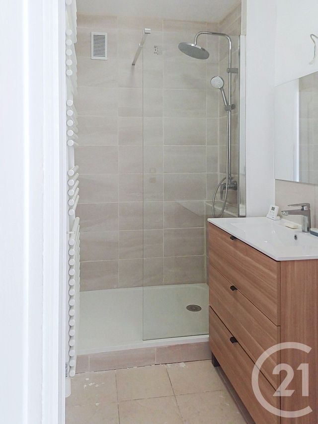 Appartement F3 à louer - 3 pièces - 63.21 m2 - PROVINS - 77 - ILE-DE-FRANCE - Century 21 Martinot Immobilier