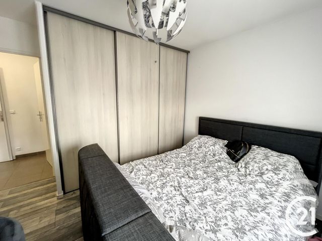 Appartement F4 à louer - 4 pièces - 77.34 m2 - NANGIS - 77 - ILE-DE-FRANCE - Century 21 Martinot Immobilier