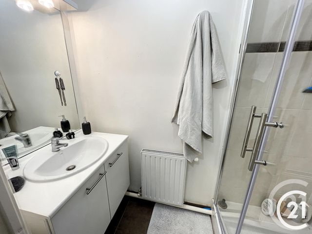 Appartement F4 à louer - 4 pièces - 77.34 m2 - NANGIS - 77 - ILE-DE-FRANCE - Century 21 Martinot Immobilier