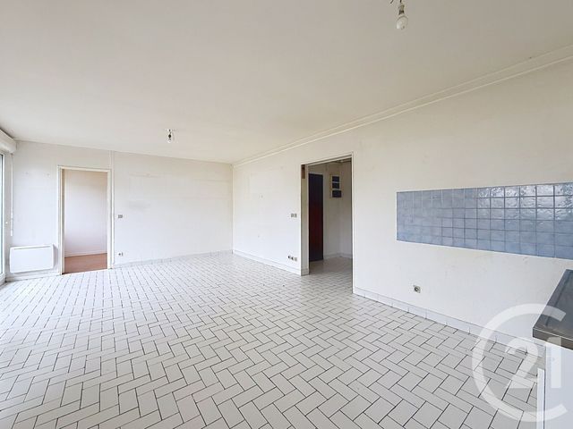 Appartement F2 à vendre - 2 pièces - 39.27 m2 - GOUAIX - 77 - ILE-DE-FRANCE - Century 21 Martinot Immobilier