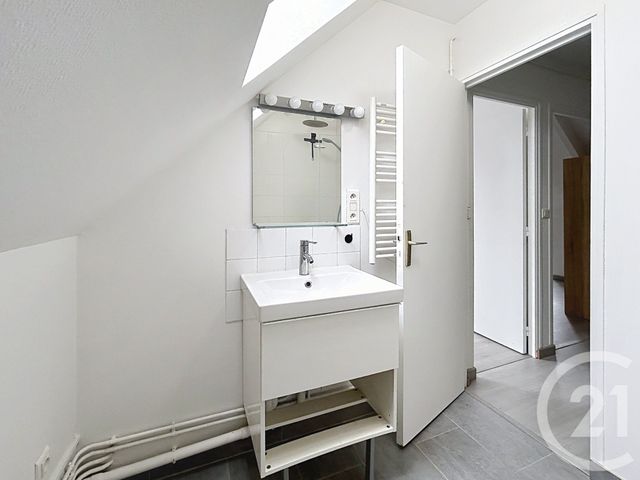 Appartement F4 à louer - 4 pièces - 67.66 m2 - PROVINS - 77 - ILE-DE-FRANCE - Century 21 Martinot Immobilier