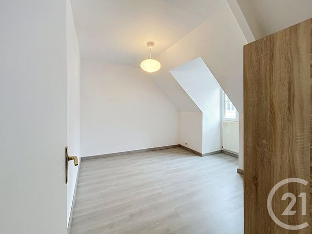 Appartement F4 à louer - 4 pièces - 67.66 m2 - PROVINS - 77 - ILE-DE-FRANCE - Century 21 Martinot Immobilier