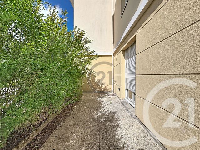 Appartement F2 à vendre - 2 pièces - 40.66 m2 - PROVINS - 77 - ILE-DE-FRANCE - Century 21 Martinot Immobilier
