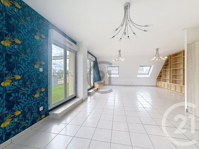 Appartement à vendre - 4 pièces - 91.7 m2 - NOGENT SUR SEINE - 10 - CHAMPAGNE-ARDENNE - Century 21 Martinot Immobilier