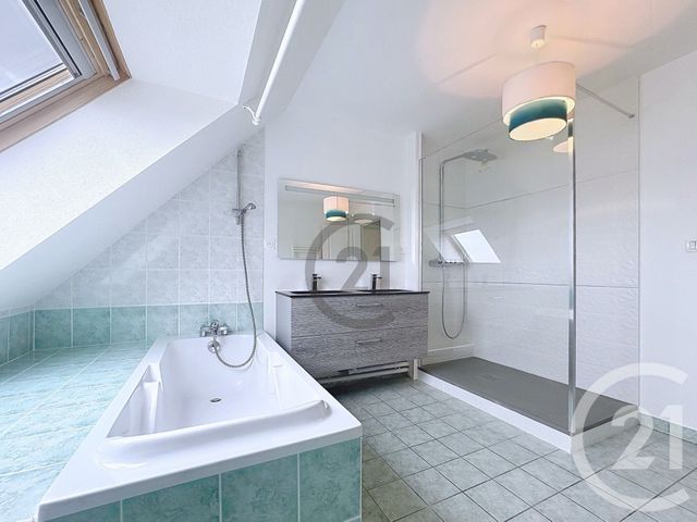 Appartement à vendre - 4 pièces - 91.7 m2 - NOGENT SUR SEINE - 10 - CHAMPAGNE-ARDENNE - Century 21 Martinot Immobilier