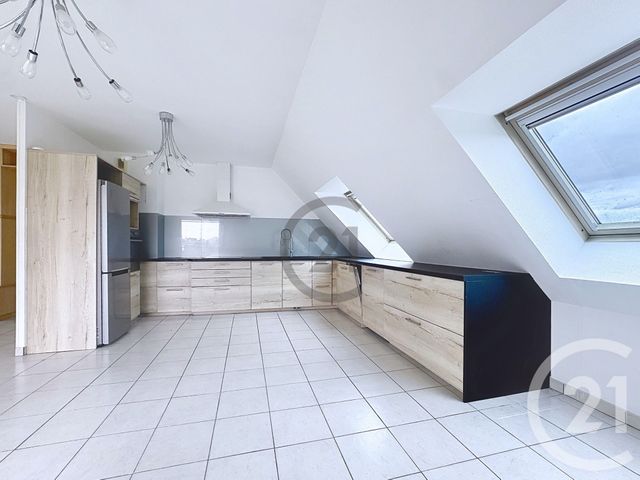 Appartement à vendre - 4 pièces - 91.7 m2 - NOGENT SUR SEINE - 10 - CHAMPAGNE-ARDENNE - Century 21 Martinot Immobilier