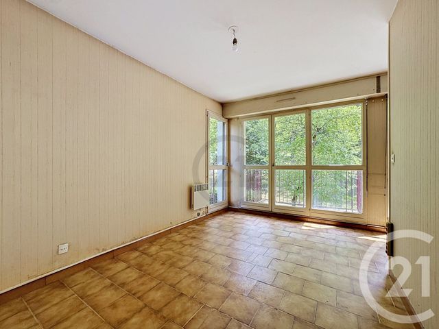 Appartement à vendre - 4 pièces - 75.0 m2 - PROVINS - 77 - ILE-DE-FRANCE - Century 21 Martinot Immobilier
