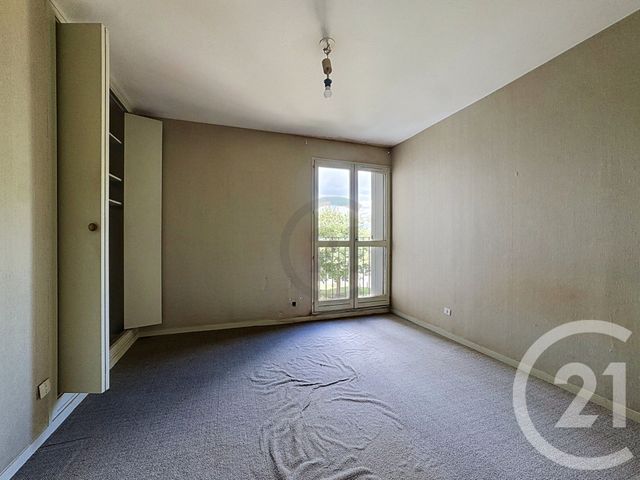 Appartement à vendre - 4 pièces - 75.0 m2 - PROVINS - 77 - ILE-DE-FRANCE - Century 21 Martinot Immobilier