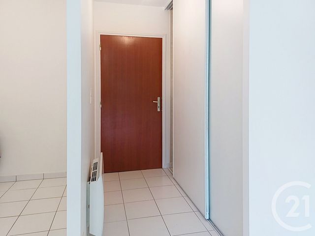 Appartement F2 à louer - 2 pièces - 44.26 m2 - PROVINS - 77 - ILE-DE-FRANCE - Century 21 Martinot Immobilier