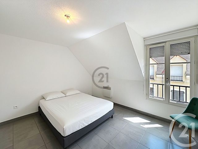 Appartement F3 à vendre - 3 pièces - 56.92 m2 - PROVINS - 77 - ILE-DE-FRANCE - Century 21 Martinot Immobilier