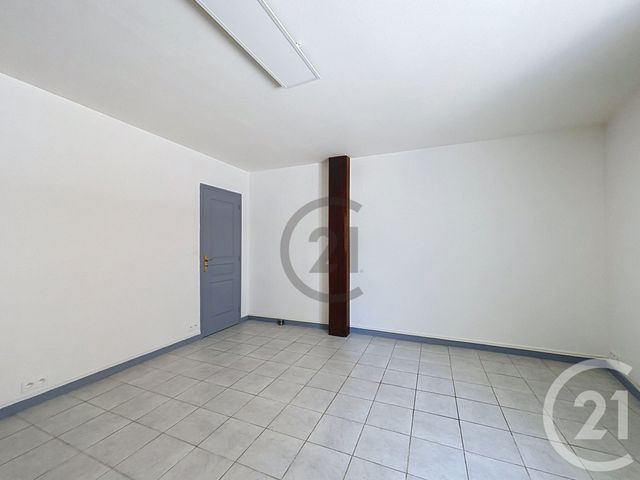 Appartement F1 à vendre - 1 pièce - 28.05 m2 - PROVINS - 77 - ILE-DE-FRANCE - Century 21 Martinot Immobilier