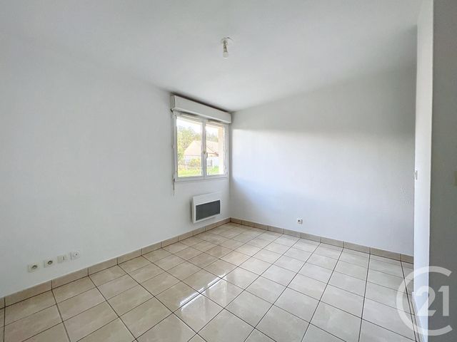 Appartement F1 à louer - 1 pièce - 19.82 m2 - PROVINS - 77 - ILE-DE-FRANCE - Century 21 Martinot Immobilier