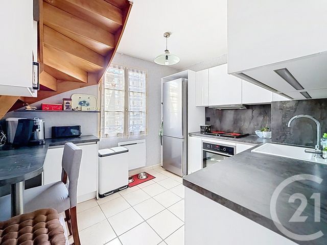 Appartement F4 à vendre - 4 pièces - 103.28 m2 - PROVINS - 77 - ILE-DE-FRANCE - Century 21 Martinot Immobilier