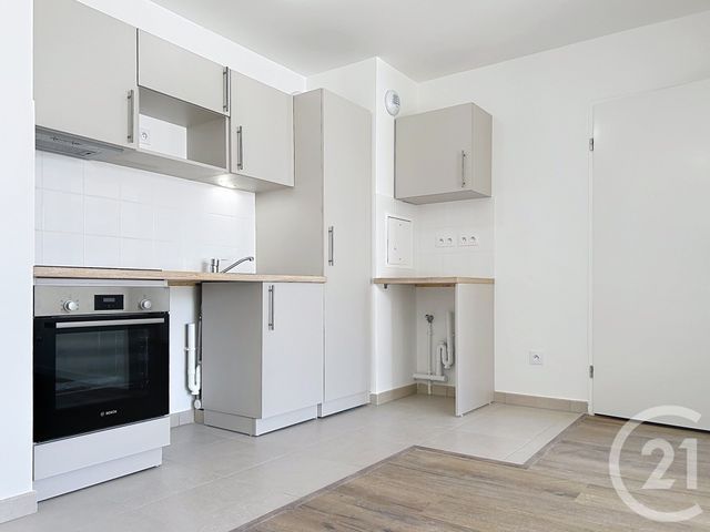 Appartement F2 à louer - 2 pièces - 38.62 m2 - PROVINS - 77 - ILE-DE-FRANCE - Century 21 Martinot Immobilier