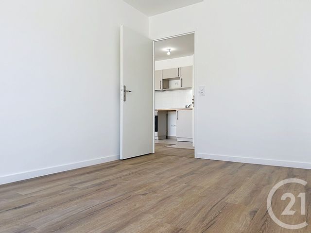 Appartement F2 à louer - 2 pièces - 38.62 m2 - PROVINS - 77 - ILE-DE-FRANCE - Century 21 Martinot Immobilier