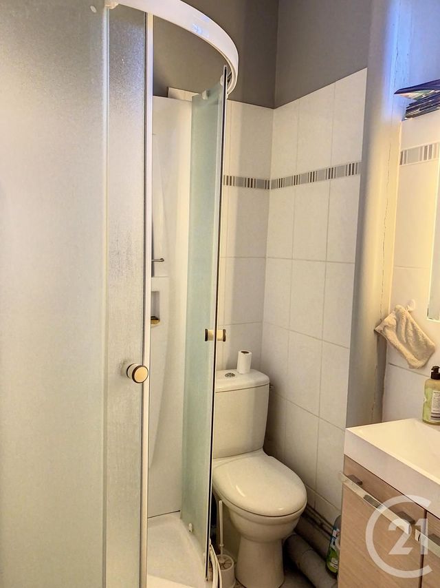 Appartement F2 à louer - 2 pièces - 32.1 m2 - PROVINS - 77 - ILE-DE-FRANCE - Century 21 Martinot Immobilier