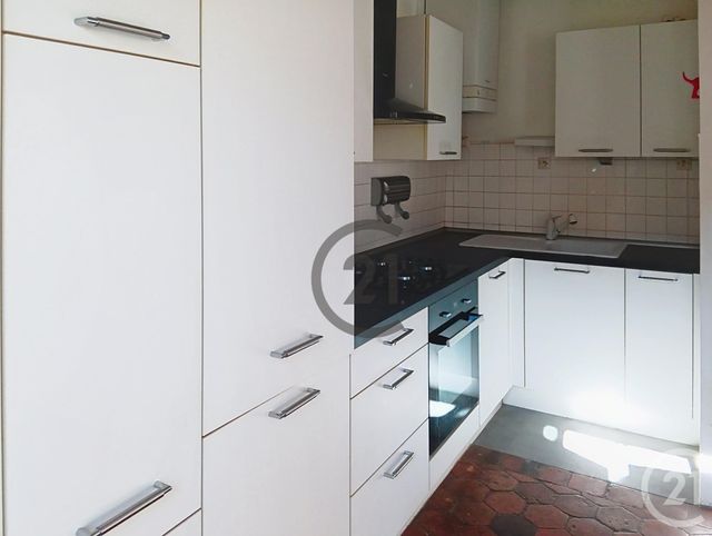 Appartement F2 à louer - 2 pièces - 32.1 m2 - PROVINS - 77 - ILE-DE-FRANCE - Century 21 Martinot Immobilier