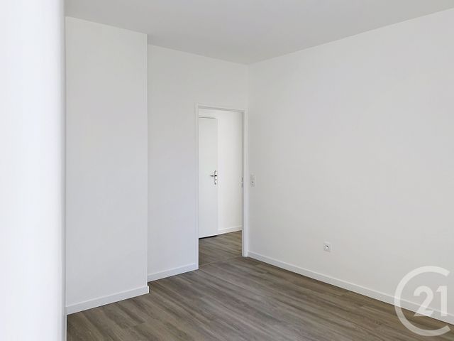 Appartement F3 à louer - 3 pièces - 65.04 m2 - PROVINS - 77 - ILE-DE-FRANCE - Century 21 Martinot Immobilier