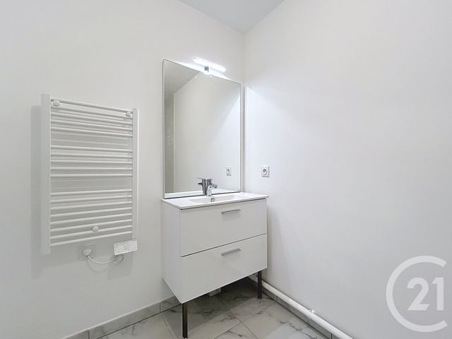 Appartement F3 à louer - 3 pièces - 58.05 m2 - PROVINS - 77 - ILE-DE-FRANCE - Century 21 Martinot Immobilier