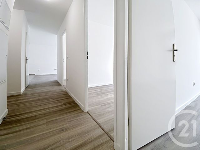 Appartement F4 à louer - 4 pièces - 75.0 m2 - PROVINS - 77 - ILE-DE-FRANCE - Century 21 Martinot Immobilier