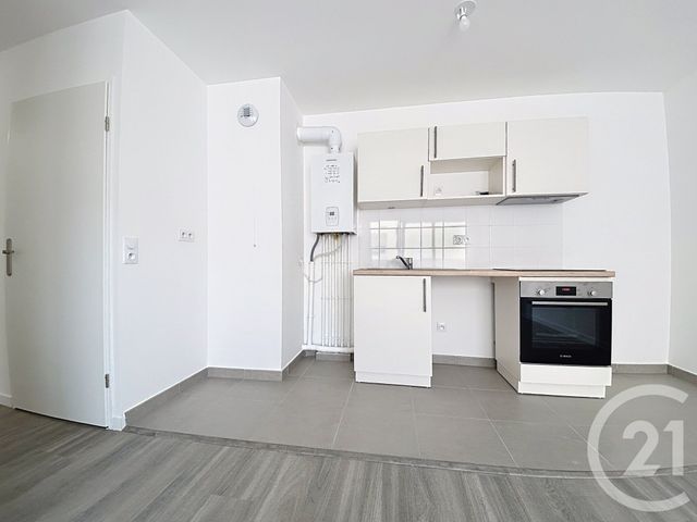 Appartement F4 à louer - 4 pièces - 75.0 m2 - PROVINS - 77 - ILE-DE-FRANCE - Century 21 Martinot Immobilier