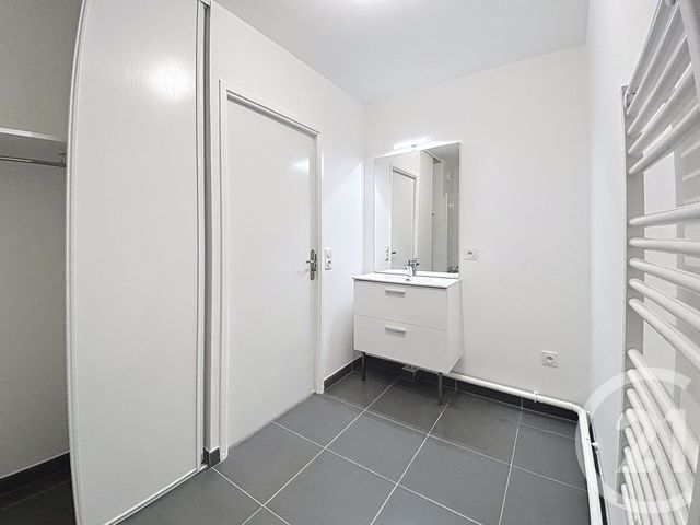 Appartement F4 à louer - 4 pièces - 75.0 m2 - PROVINS - 77 - ILE-DE-FRANCE - Century 21 Martinot Immobilier