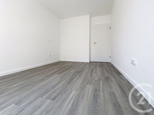 Appartement F4 à louer - 4 pièces - 75.0 m2 - PROVINS - 77 - ILE-DE-FRANCE - Century 21 Martinot Immobilier