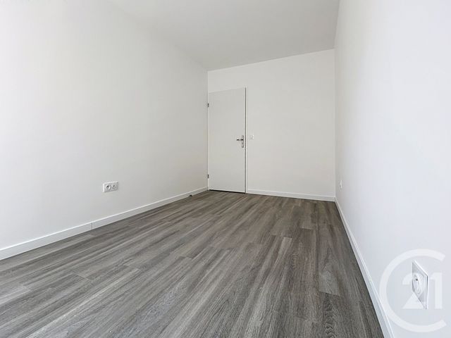 Appartement F4 à louer - 4 pièces - 75.0 m2 - PROVINS - 77 - ILE-DE-FRANCE - Century 21 Martinot Immobilier