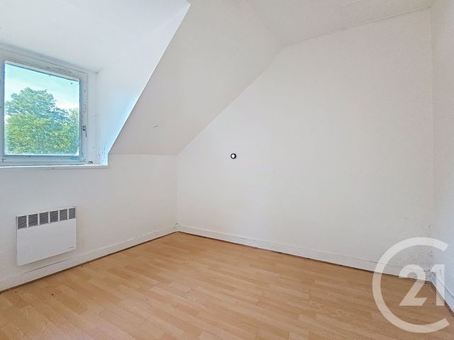 Appartement F3 à vendre - 3 pièces - 30.0 m2 - LA FERTE GAUCHER - 77 - ILE-DE-FRANCE - Century 21 Martinot Immobilier