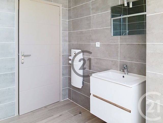 maison à louer - 3 pièces - 87.7 m2 - NOYEN SUR SEINE - 77 - ILE-DE-FRANCE - Century 21 Martinot Immobilier