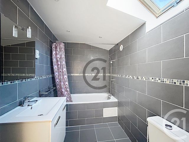 maison à louer - 3 pièces - 83.41 m2 - SOURDUN - 77 - ILE-DE-FRANCE - Century 21 Martinot Immobilier
