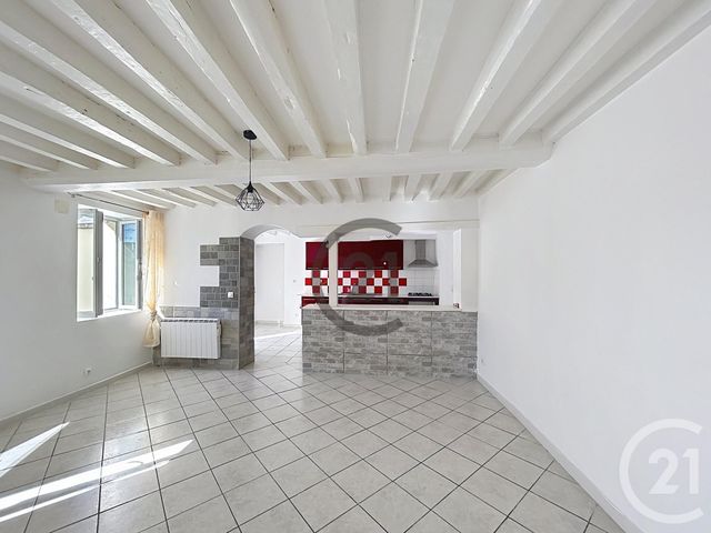 maison à louer - 3 pièces - 83.41 m2 - SOURDUN - 77 - ILE-DE-FRANCE - Century 21 Martinot Immobilier
