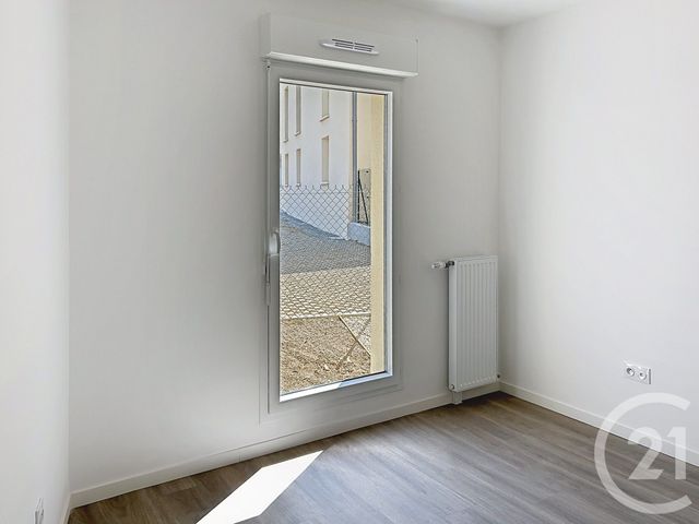 Appartement F4 à louer - 4 pièces - 72.7 m2 - PROVINS - 77 - ILE-DE-FRANCE - Century 21 Martinot Immobilier
