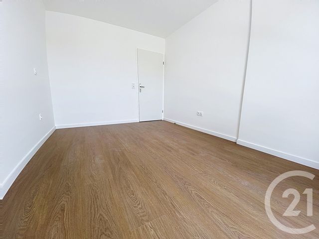 Appartement F2 à louer - 2 pièces - 38.29 m2 - PROVINS - 77 - ILE-DE-FRANCE - Century 21 Martinot Immobilier