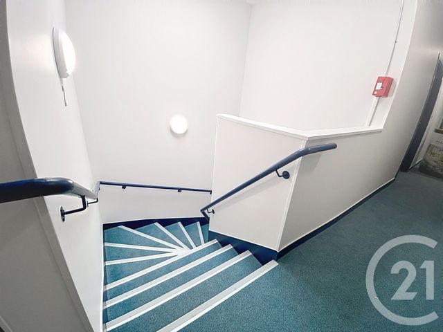 Appartement F2 à louer - 2 pièces - 38.29 m2 - PROVINS - 77 - ILE-DE-FRANCE - Century 21 Martinot Immobilier
