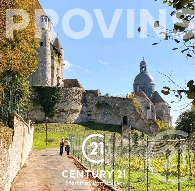 Appartement F2 à louer - 2 pièces - 47.3 m2 - PROVINS - 77 - ILE-DE-FRANCE - Century 21 Martinot Immobilier