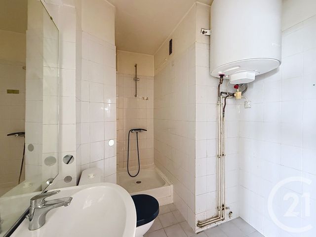 Appartement F1 à vendre - 1 pièce - 34.44 m2 - GOUAIX - 77 - ILE-DE-FRANCE - Century 21 Martinot Immobilier