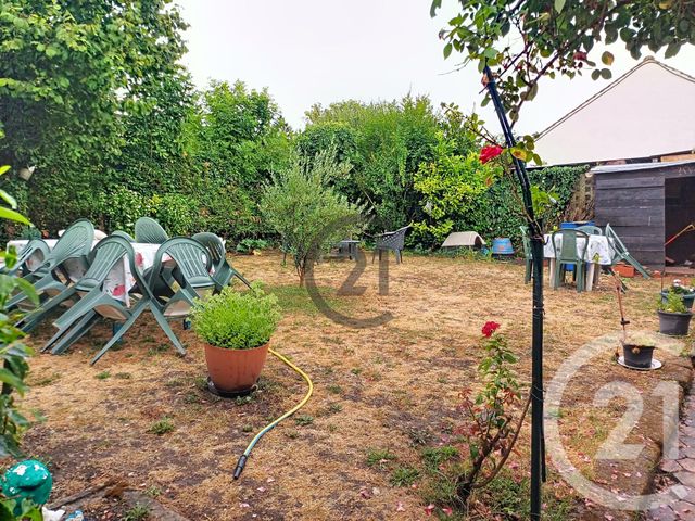 Appartement F1 à louer - 1 pièce - 28.11 m2 - PROVINS - 77 - ILE-DE-FRANCE - Century 21 Martinot Immobilier