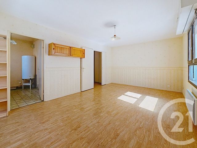 Appartement F1 à vendre - 1 pièce - 34.84 m2 - PROVINS - 77 - ILE-DE-FRANCE - Century 21 Martinot Immobilier