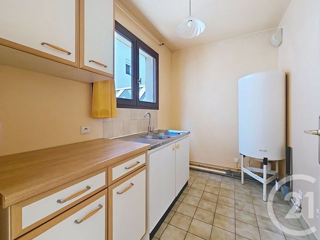 Appartement F1 à vendre - 1 pièce - 34.84 m2 - PROVINS - 77 - ILE-DE-FRANCE - Century 21 Martinot Immobilier
