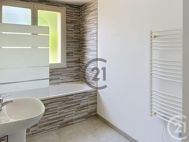 maison à louer - 4 pièces - 80.36 m2 - JUTIGNY - 77 - ILE-DE-FRANCE - Century 21 Martinot Immobilier