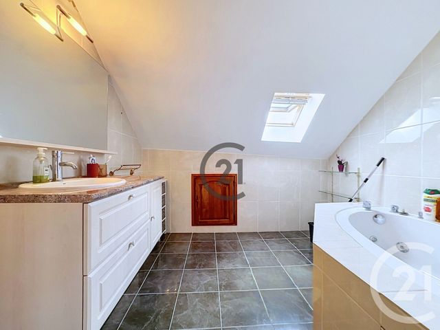 maison à vendre - 4 pièces - 127.9 m2 - SOURDUN - 77 - ILE-DE-FRANCE - Century 21 Martinot Immobilier