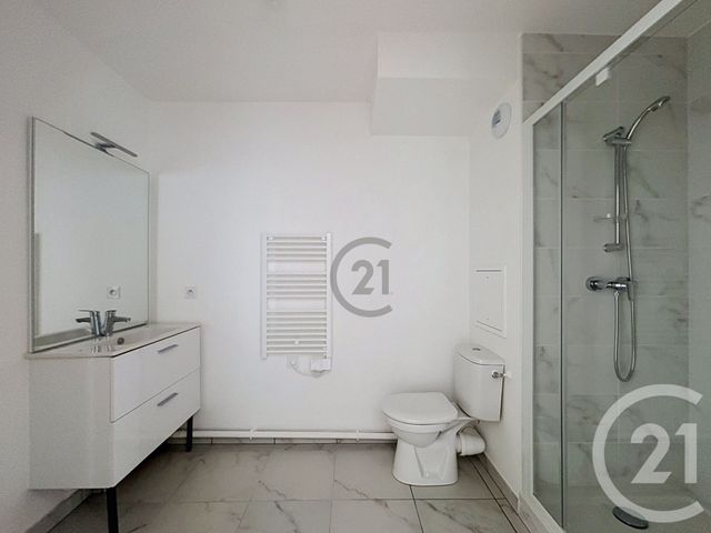 Appartement F2 à vendre - 2 pièces - 40.17 m2 - PROVINS - 77 - ILE-DE-FRANCE - Century 21 Martinot Immobilier